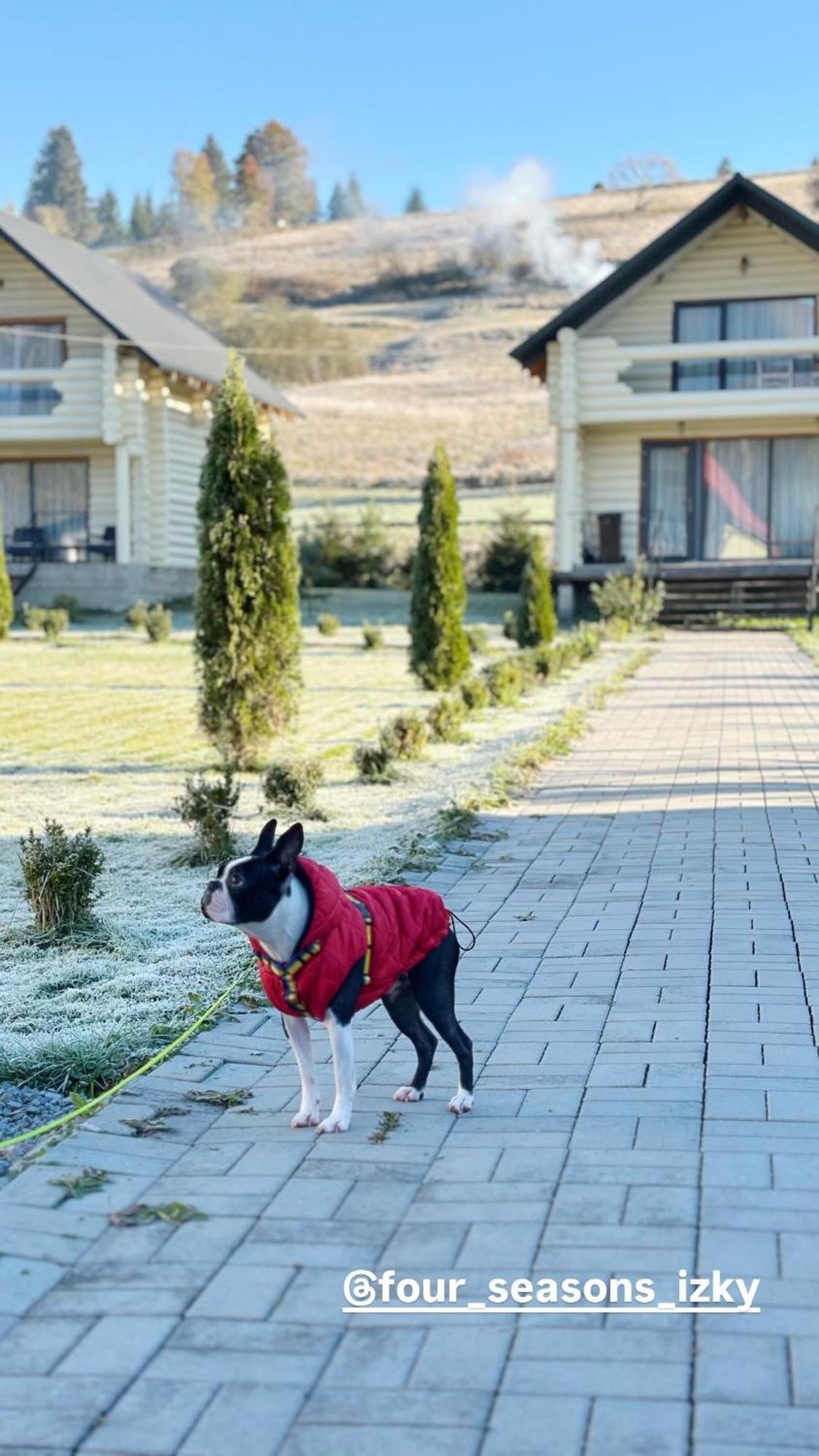Чотири Сезони Hotel อีสกี ภายนอก รูปภาพ